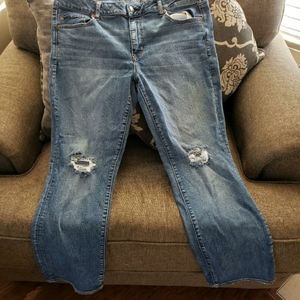 Size 18 short straight distressed american eagle